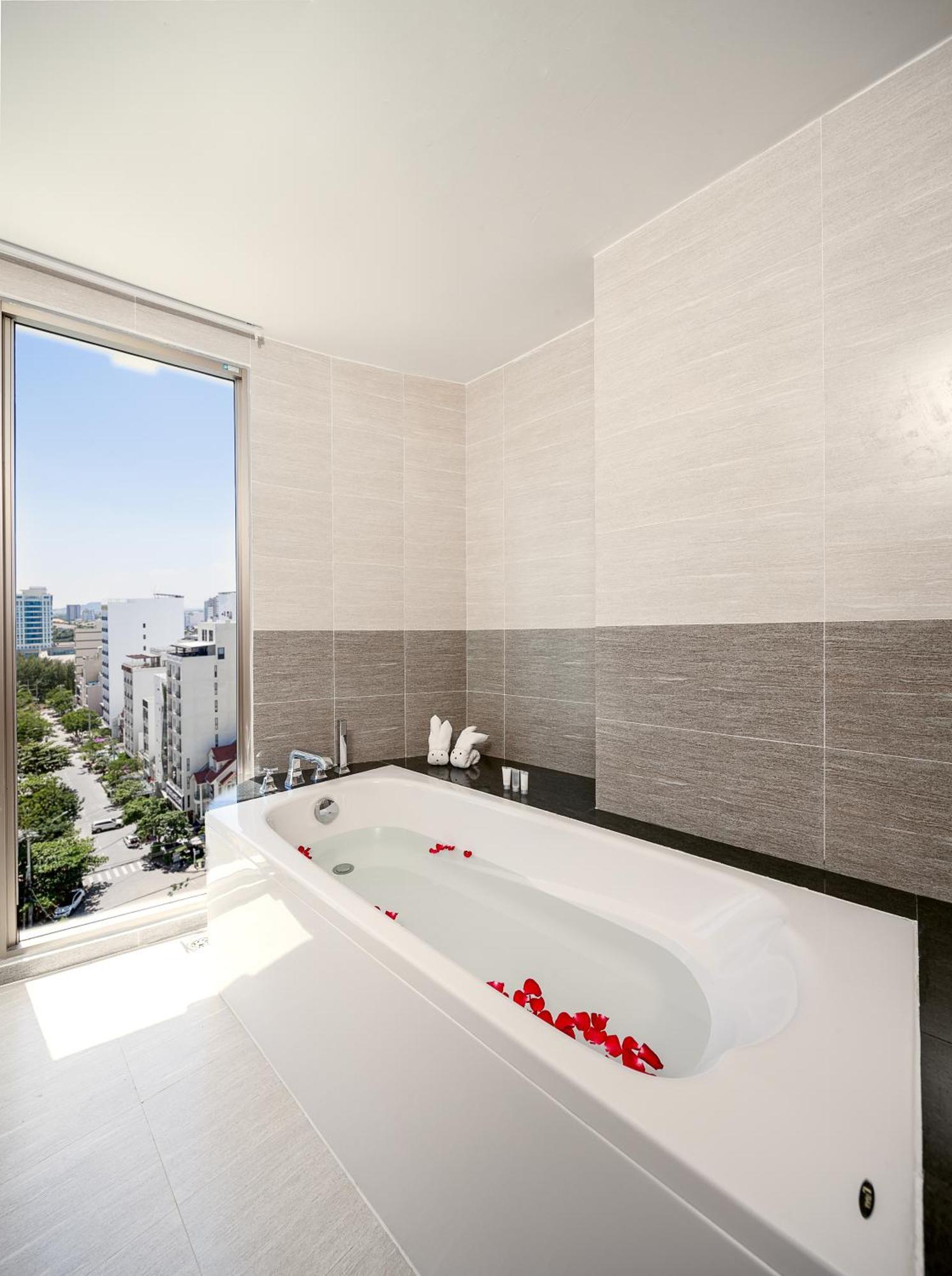 Tamarind Danang Beach Hotel מראה חיצוני תמונה